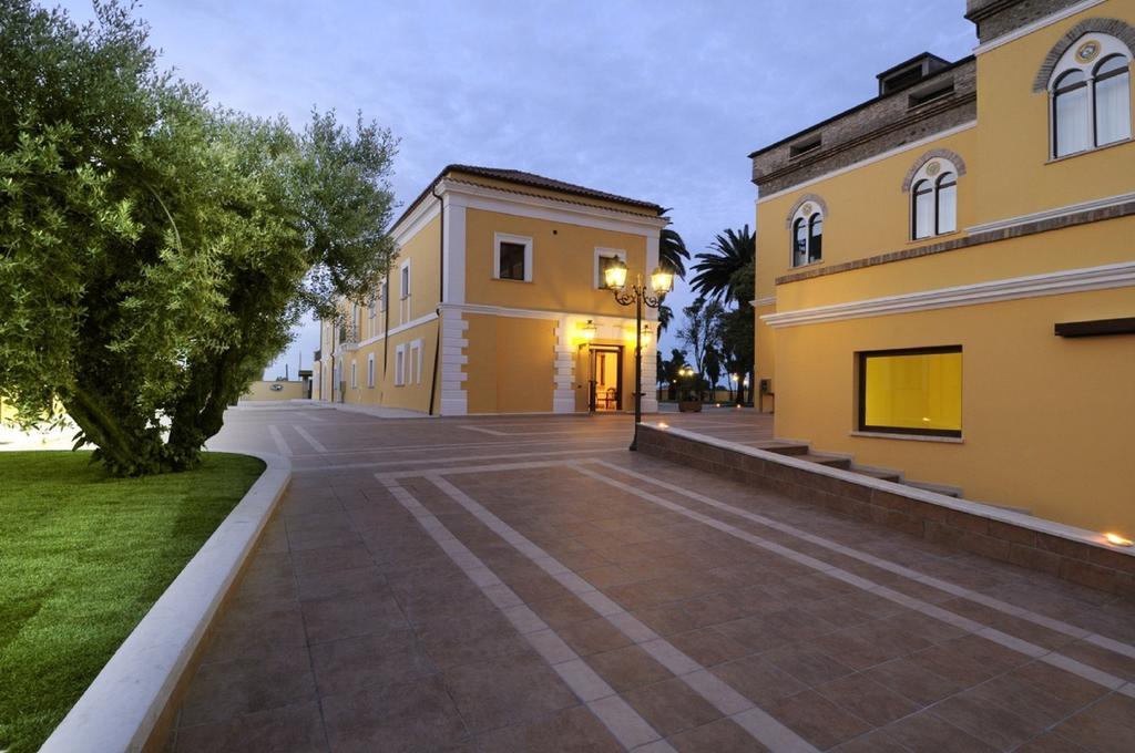Hotel Villa Fiorita Giulianova Eksteriør bilde